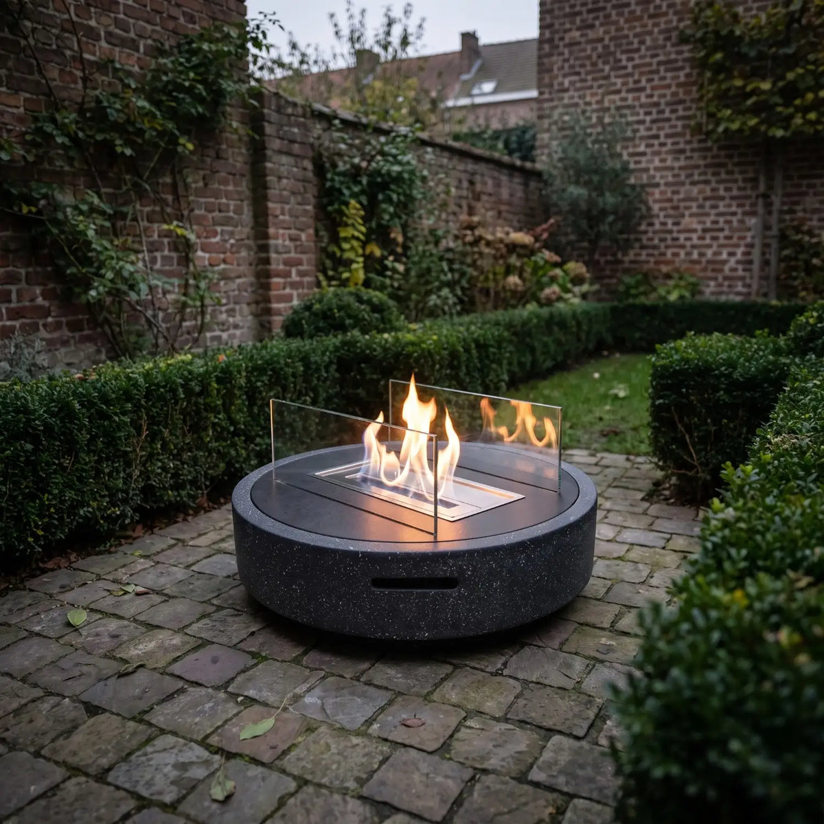 VESTA - Granite Black - Outdoor Bioethanol Fireplace